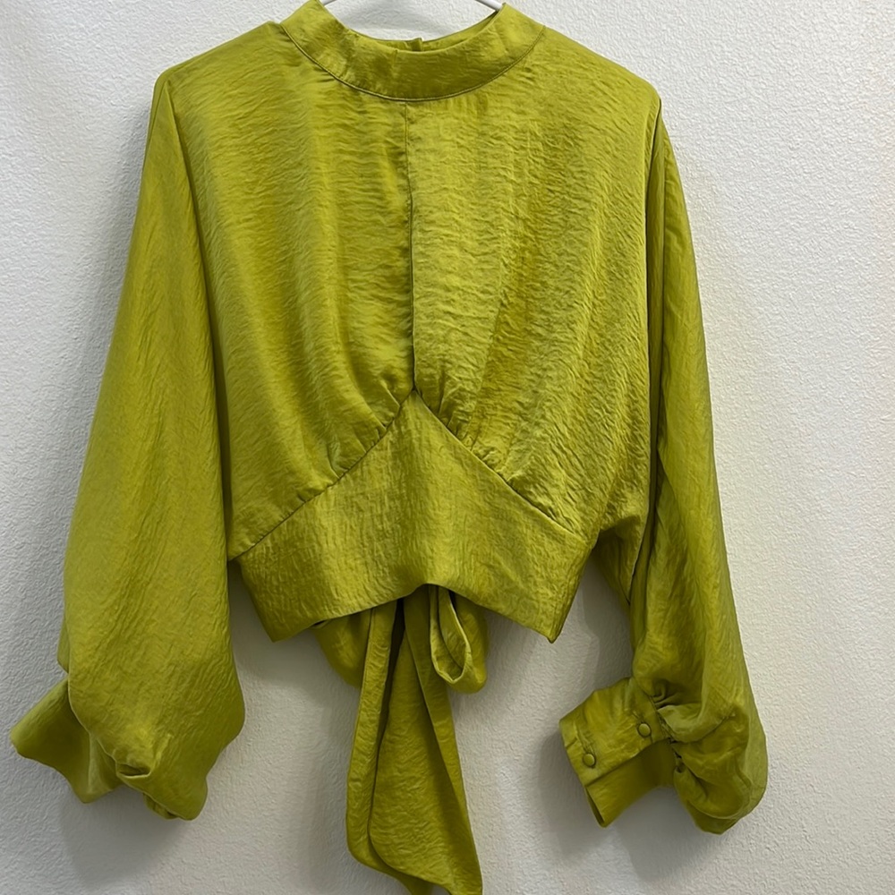 Glam brand green long sleeve blouse